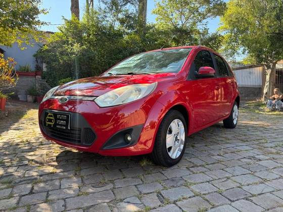 FORD FIESTA 1.0 ROCAM SE 8V FLEX 4P MANUAL FORD FIESTA 1.0 ROCAM SE 8V FLEX 4P MANUAL
